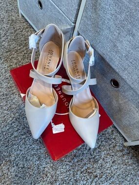 Journee Collection Women's Pointed Toe Ankle Strap Heels in Light Gray